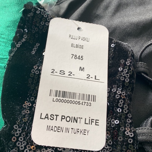 Black party dress - Picture 10 of 11